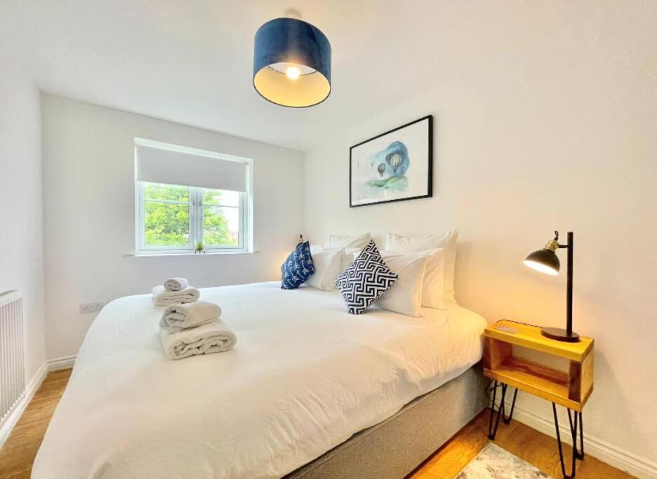 Lovely 2-Bedroom Bristol Apartment. Free Parking. מראה חיצוני תמונה
