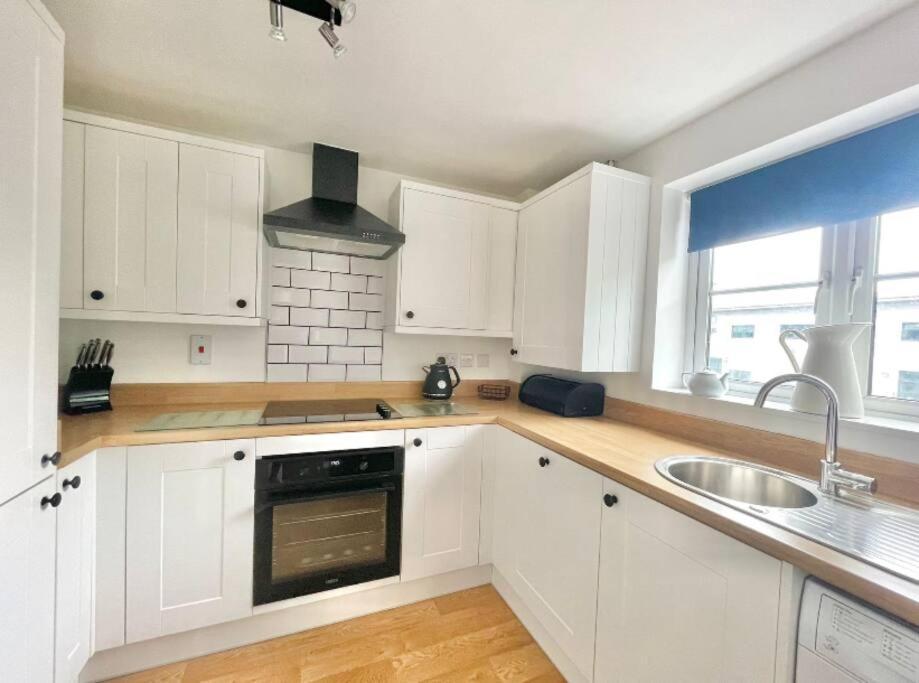 Lovely 2-Bedroom Bristol Apartment. Free Parking. מראה חיצוני תמונה
